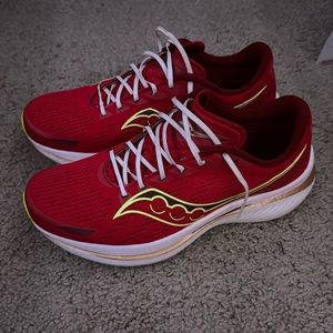 Saucony Endorphin Speed 3 size 10 Mens